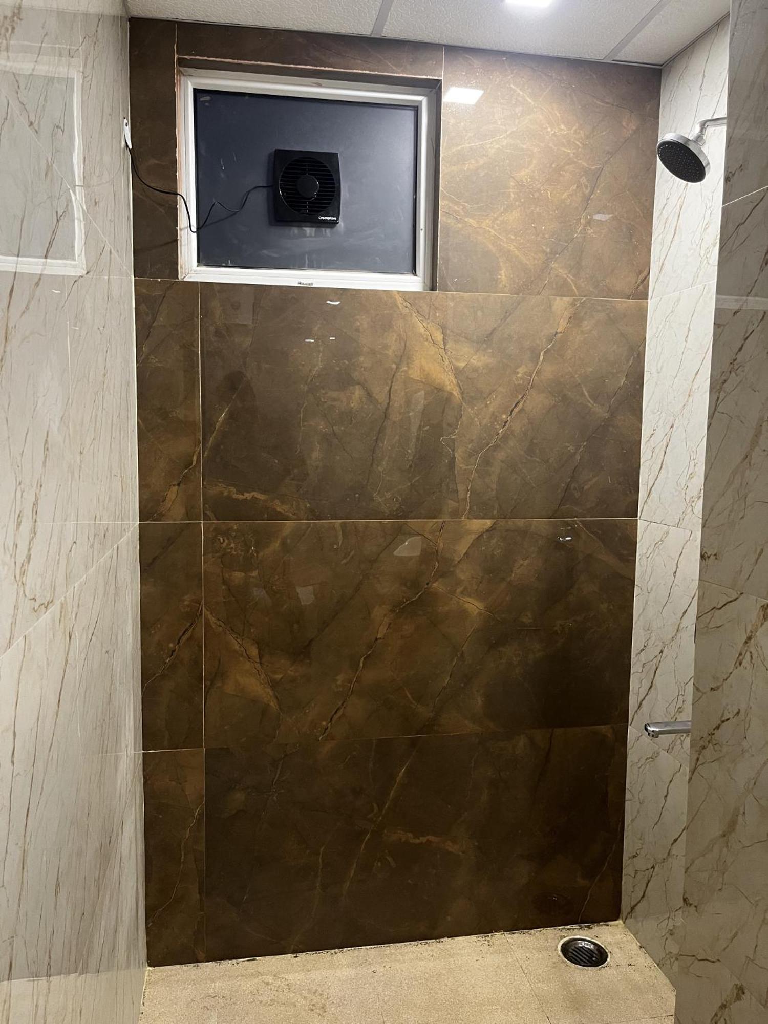 Roomquet Comfort Inn Аллахабад Экстерьер фото